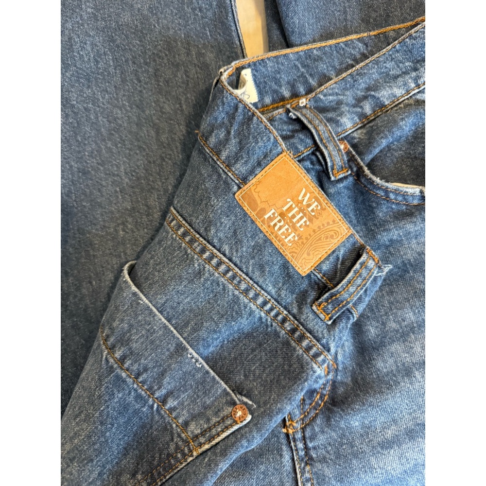 We The Free Blue Wide Leg Jeans - Picture 3 of 4